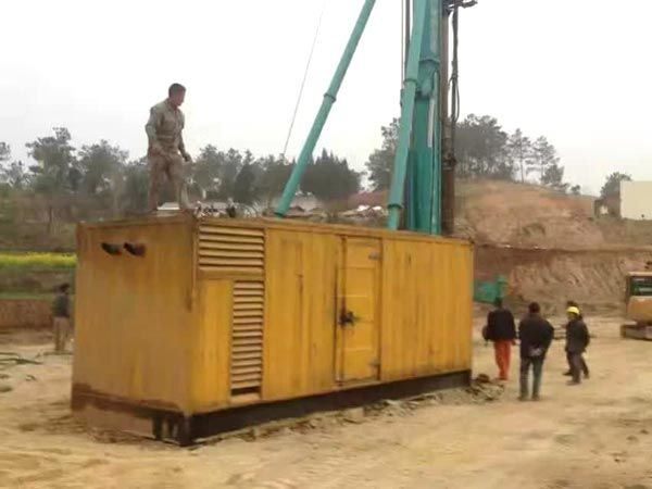 临夏市如何判断水冷式机油散热器密封件是否需要更换？